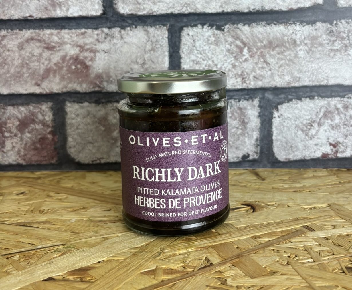 jar of kalamata olives