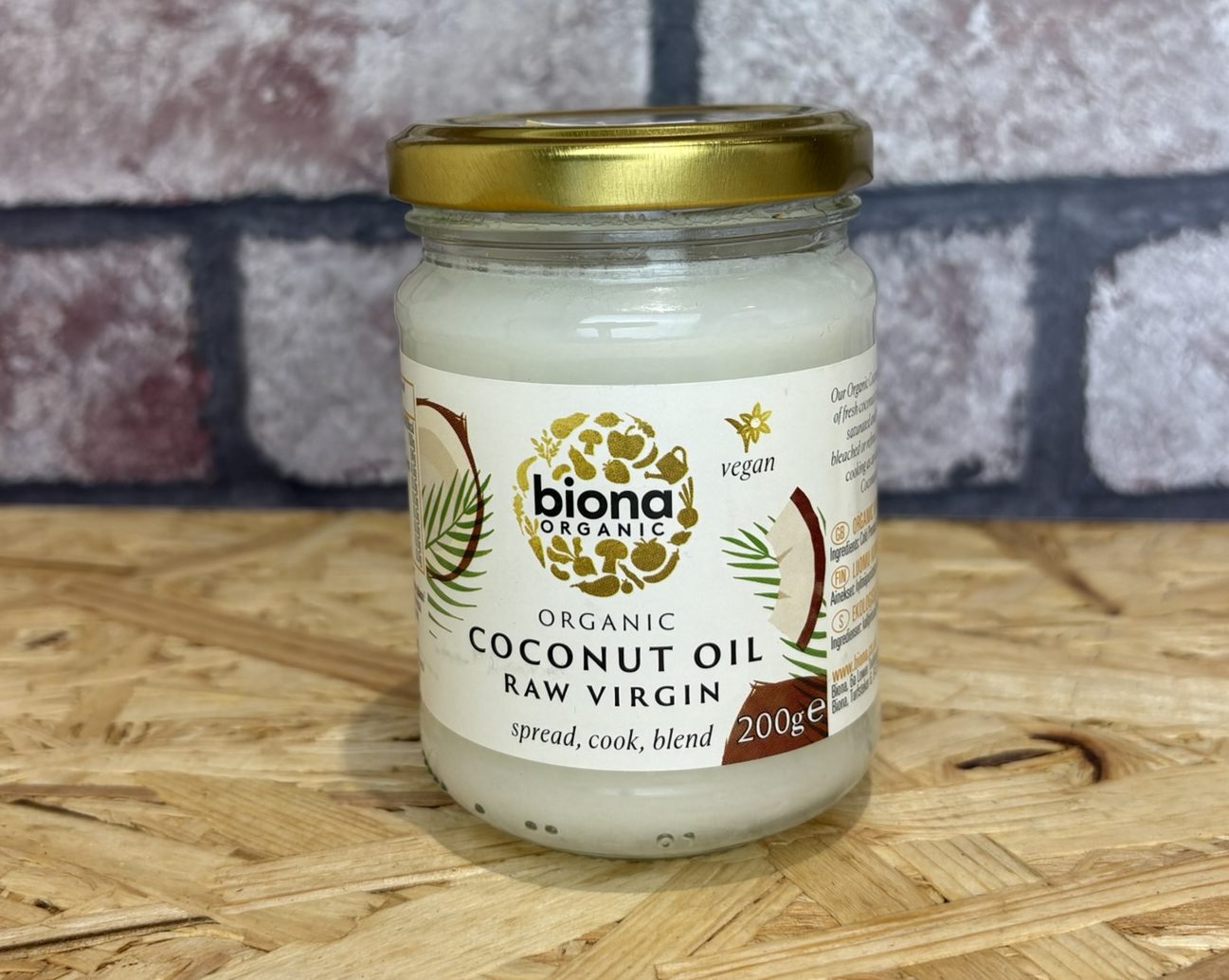 jar of raw coconut oil