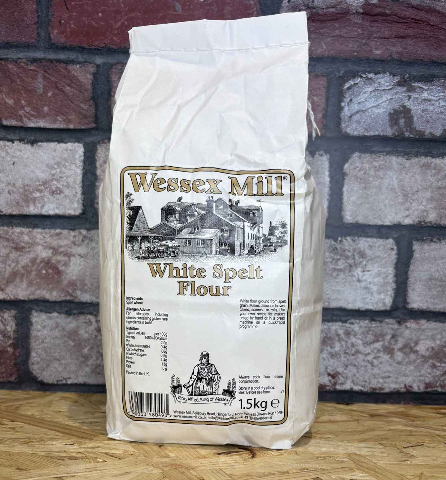 1.5kg bag of white spelt flour