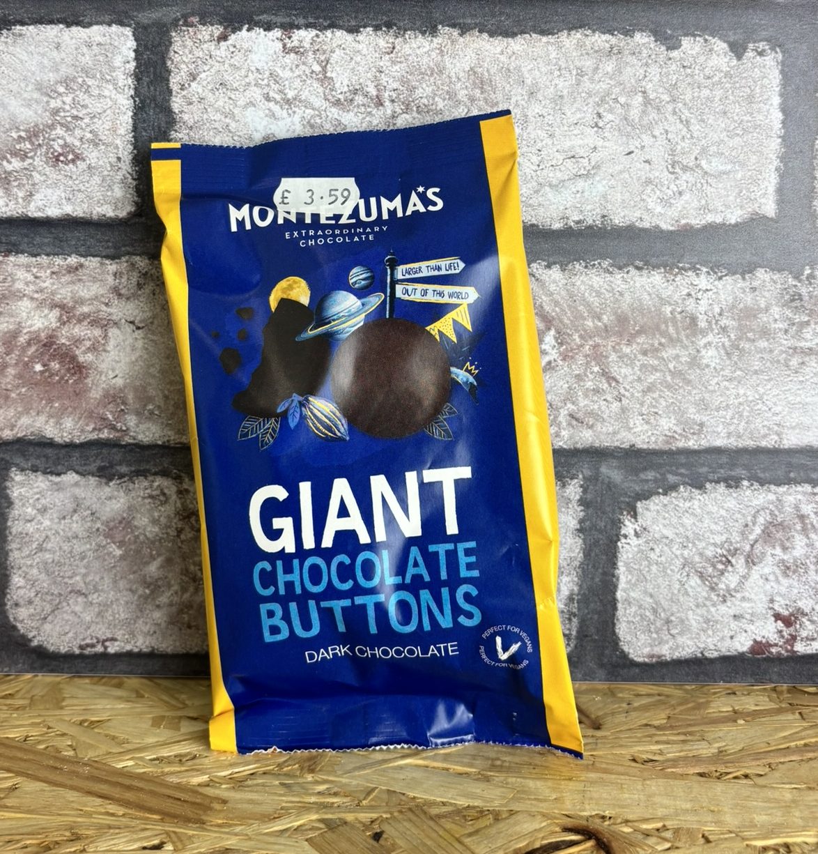 pack of giant dark chocolate buttons